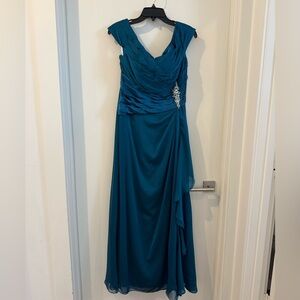 Teal evening dress- Jade by Jasmine NWOT